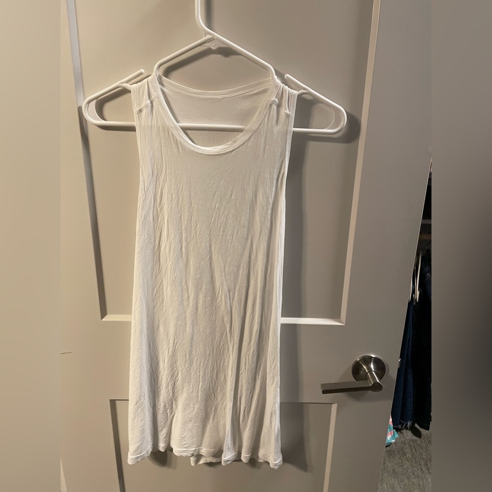 Lululemon Element Tank - Picture 3 of 6